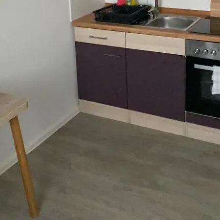 Schöne Monteurwohnung In Grünau Apartamento *